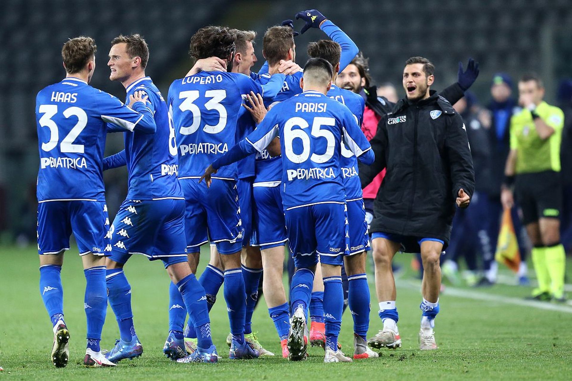 陷入低谷 陷入低谷