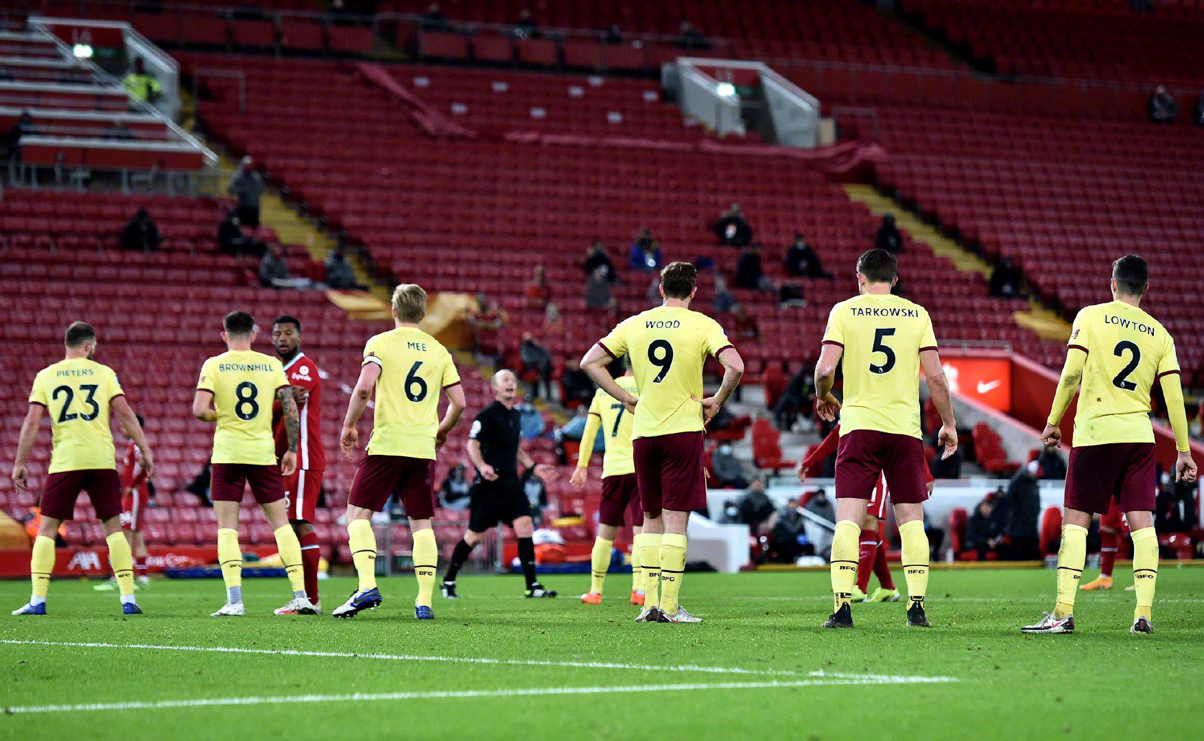 作为对莱加 作为对莱加